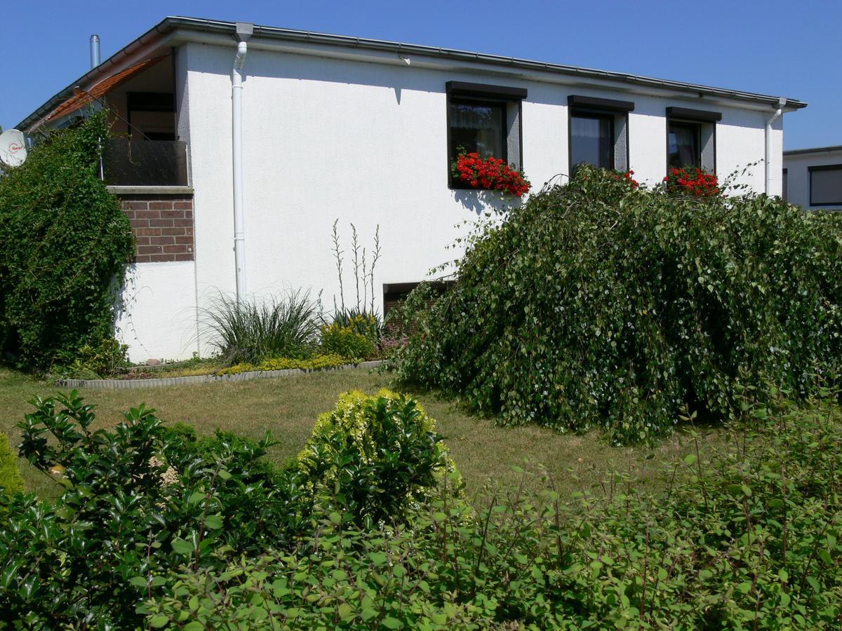 Apartment Rerik With Fenced Garden Exteriör bild