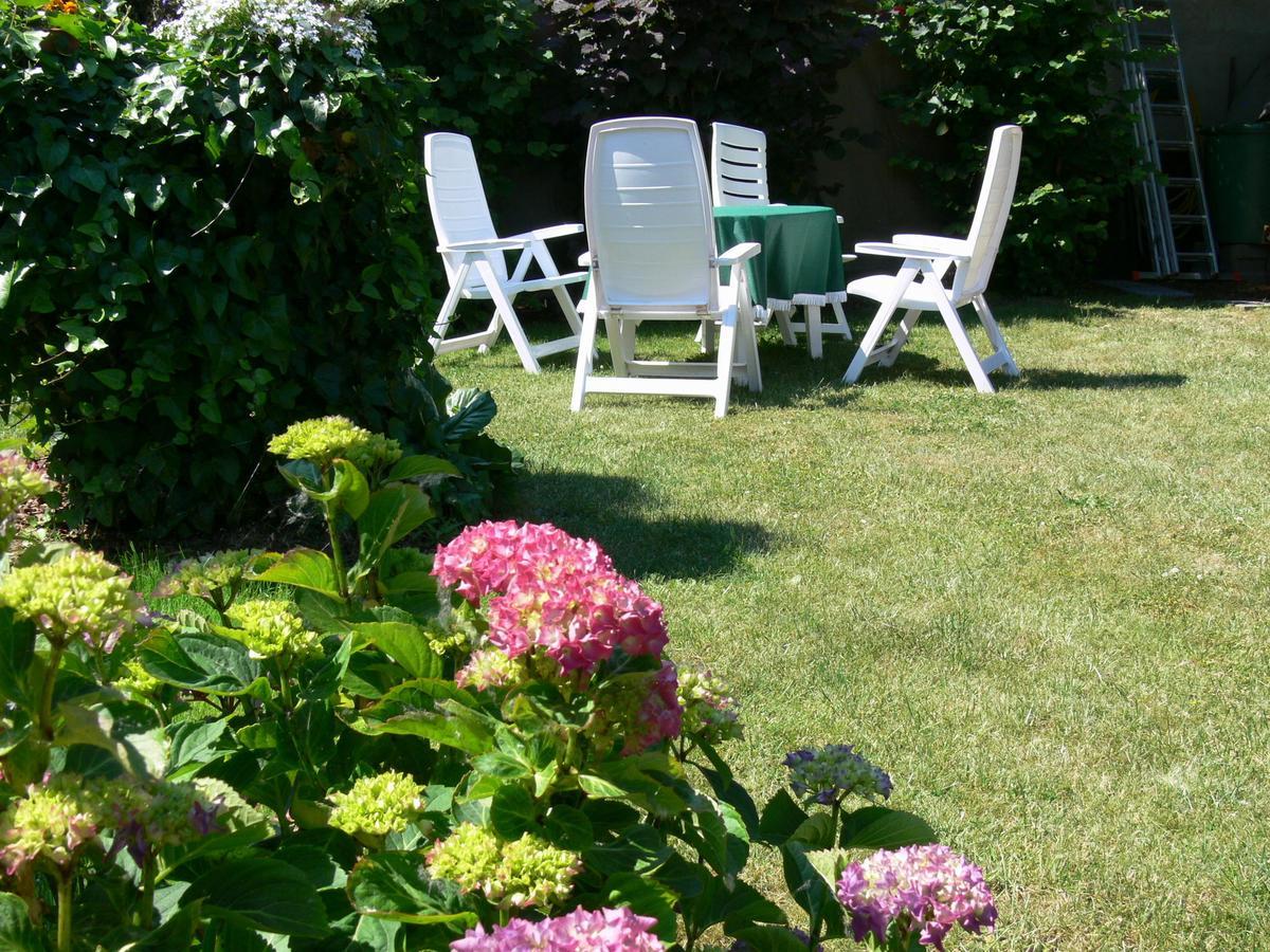 Apartment Rerik With Fenced Garden Exteriör bild