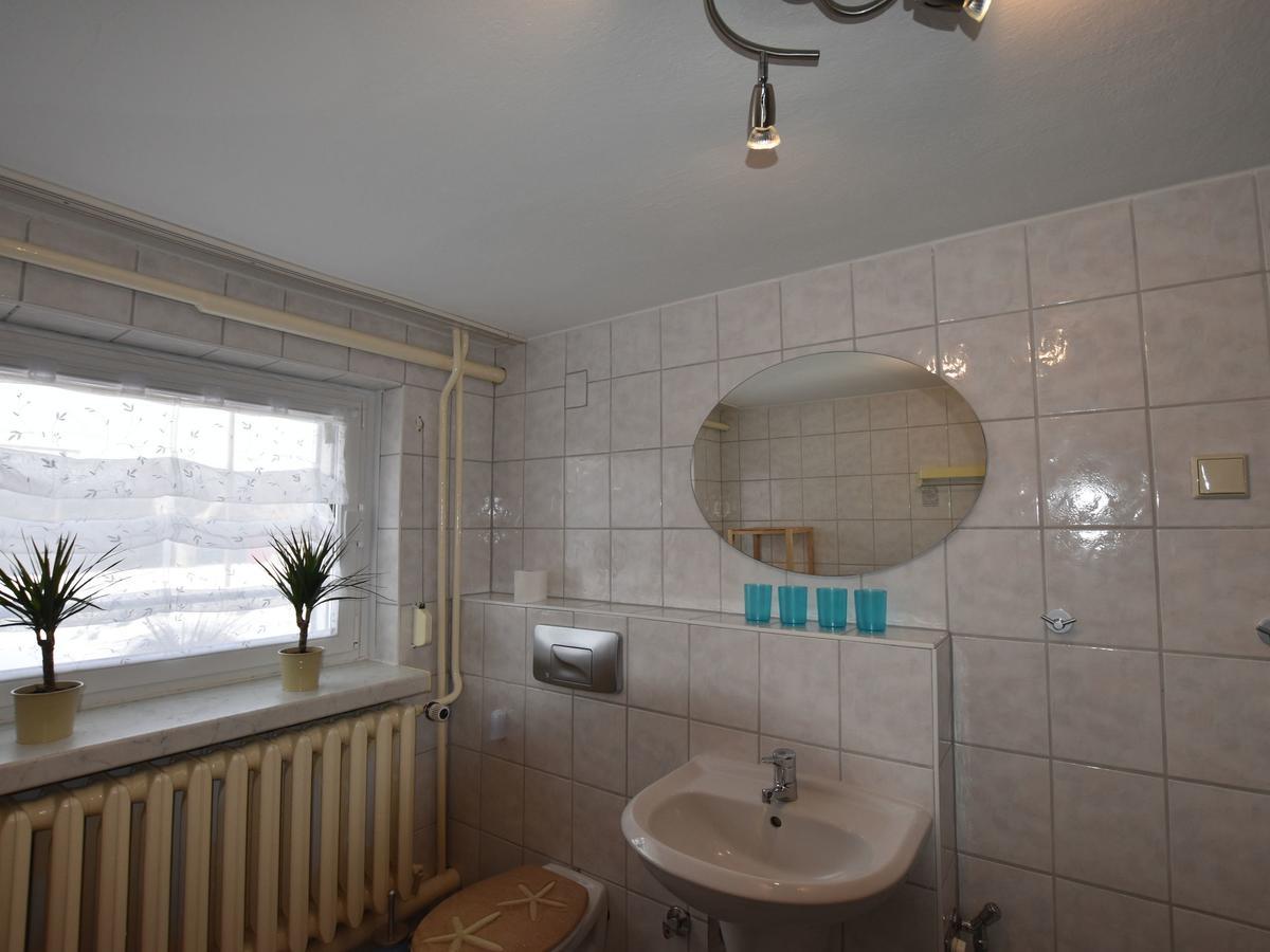Apartment Rerik With Fenced Garden Exteriör bild